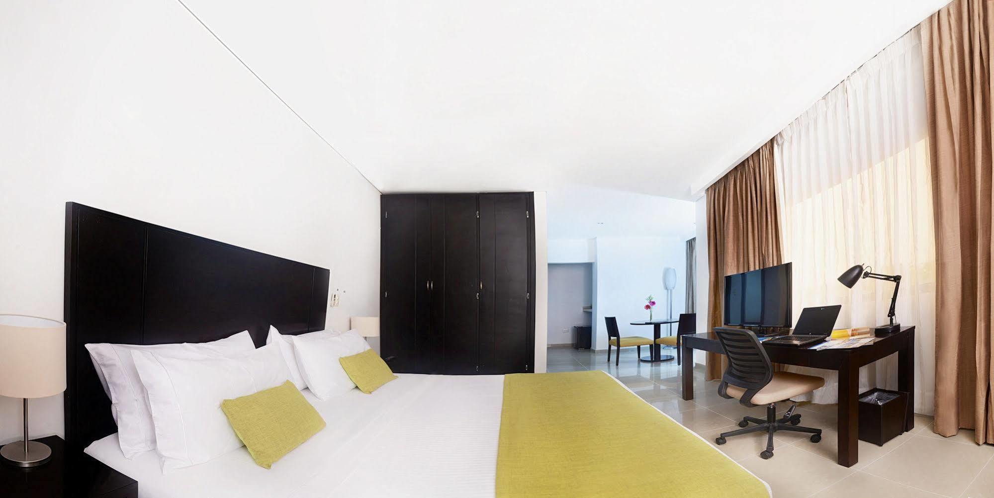 Hotel Millenium ברנקברמחה מראה חיצוני תמונה